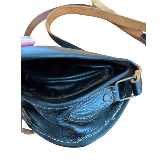 Vintage Handcrafted Black Leather Crossbody Bag With Embossed Design - Picture 12 of 16